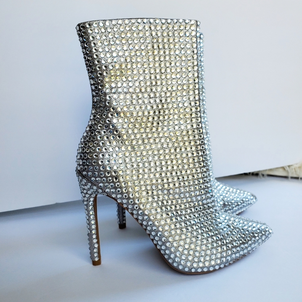 Steve Madden Winnings Rhinestone Pointy Toe Bootie - Picture 3 of 8